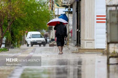 ۱۰۰ خودرو در ابگرفتگی معابر دزفول گرفتار شدند