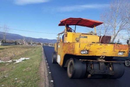 احداث و آسفالت ۲۱ کیلومتر از راه های روستایی گیلان