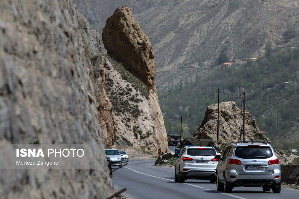 بازگشایی محور هراز/ رانندگان پیش از سفر از محدودیت‌های تردد مطلع شوند