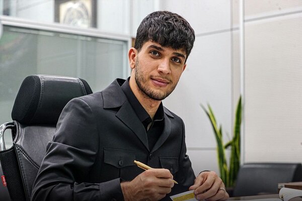 یوسفی قرارداد خود را با سپاهان تمدید کرد