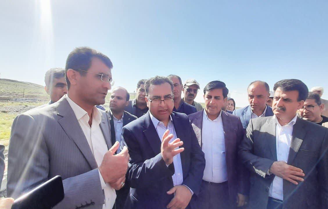 بازدید معاون وزیر راه و شهرسازی از طرح نهضت ملی مسکن در الیگودرز