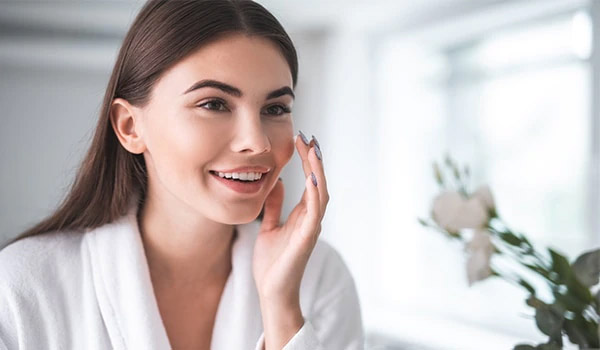 کرم ترمیم کننده صورت برای پوست های آسیب دیده از حرارت