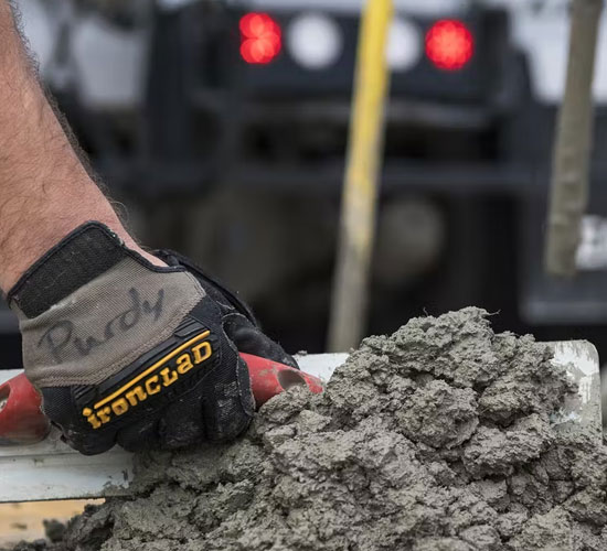 چگونه سیمان مناسب باعث افزایش عمر ساختمان می شود؟